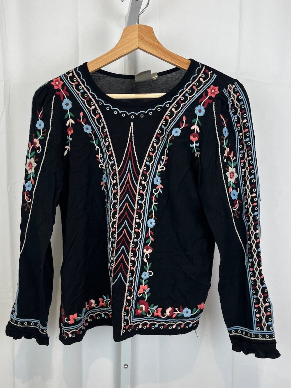 ONE SEPTEMBER XS Anthropologie Wesley Embroidered Top Long Sleeve Black Multi